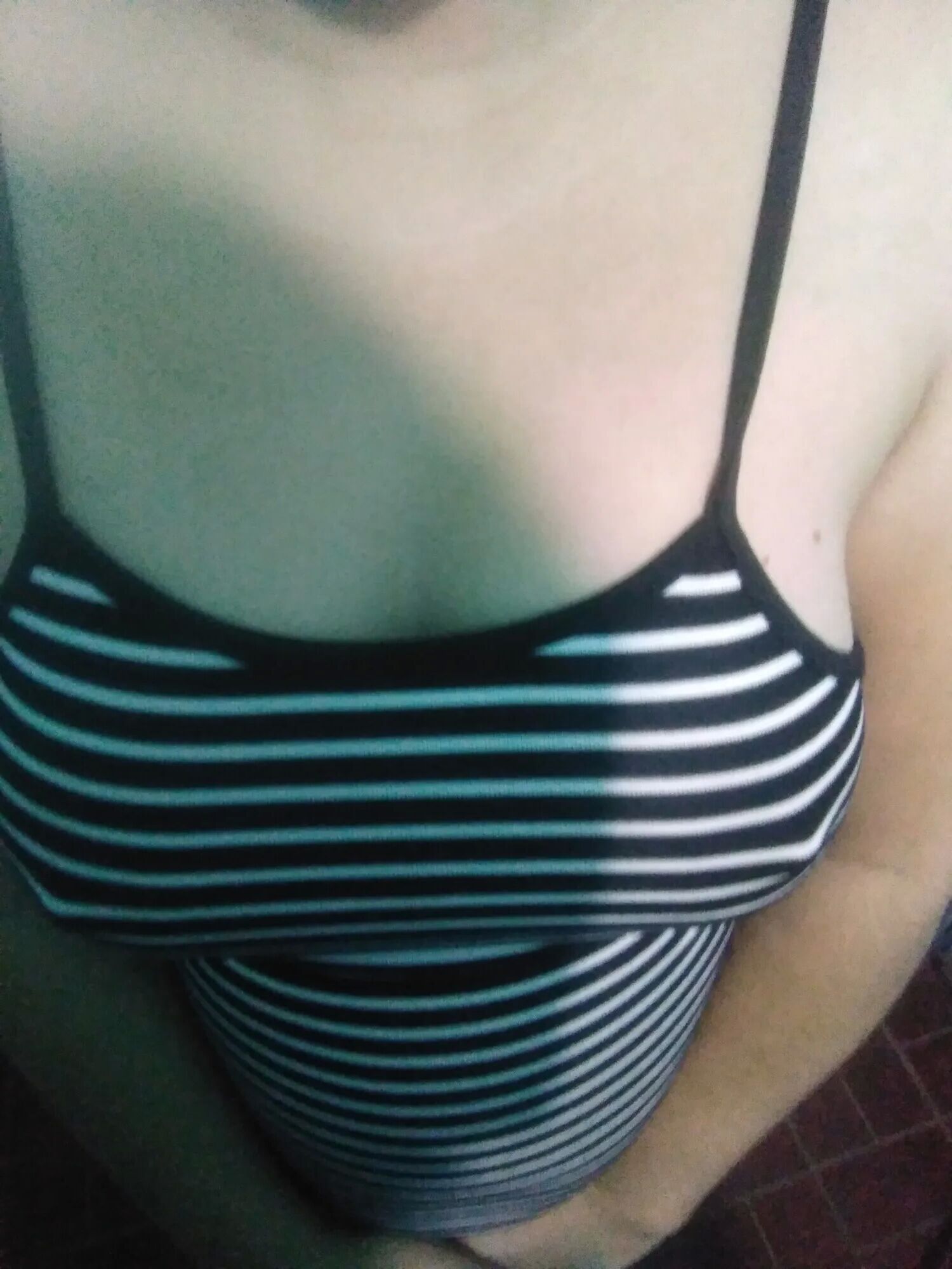 Pack 19: Vestido a rallas y tanga azul - 12 Pics
