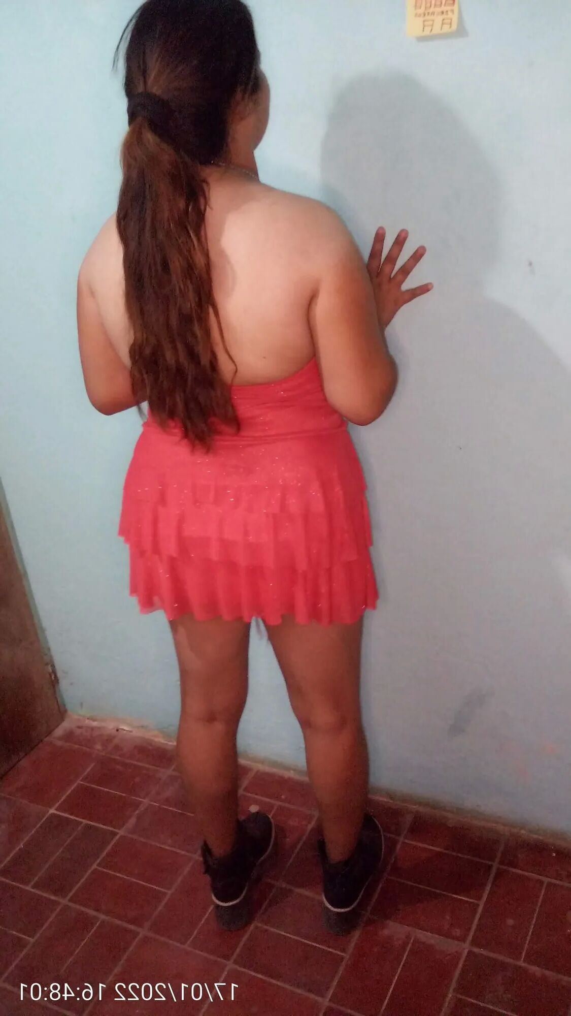 Pack 11: Usa un mini vestido rosado - 6 Pics