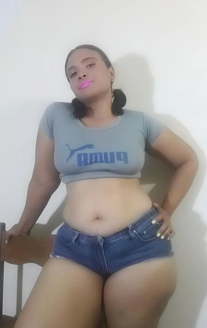 My Boom - 10 Pics