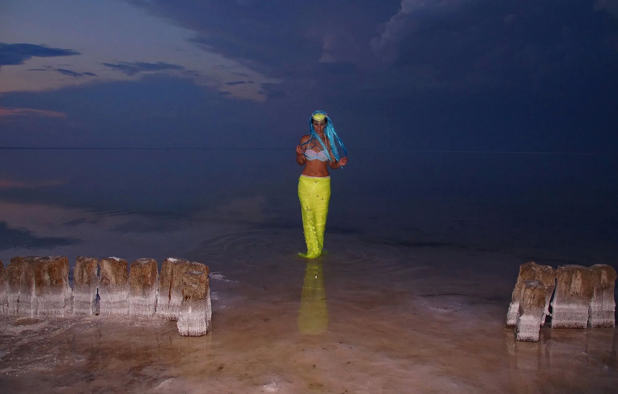 Elton's Night on salty pier - 28 Pics