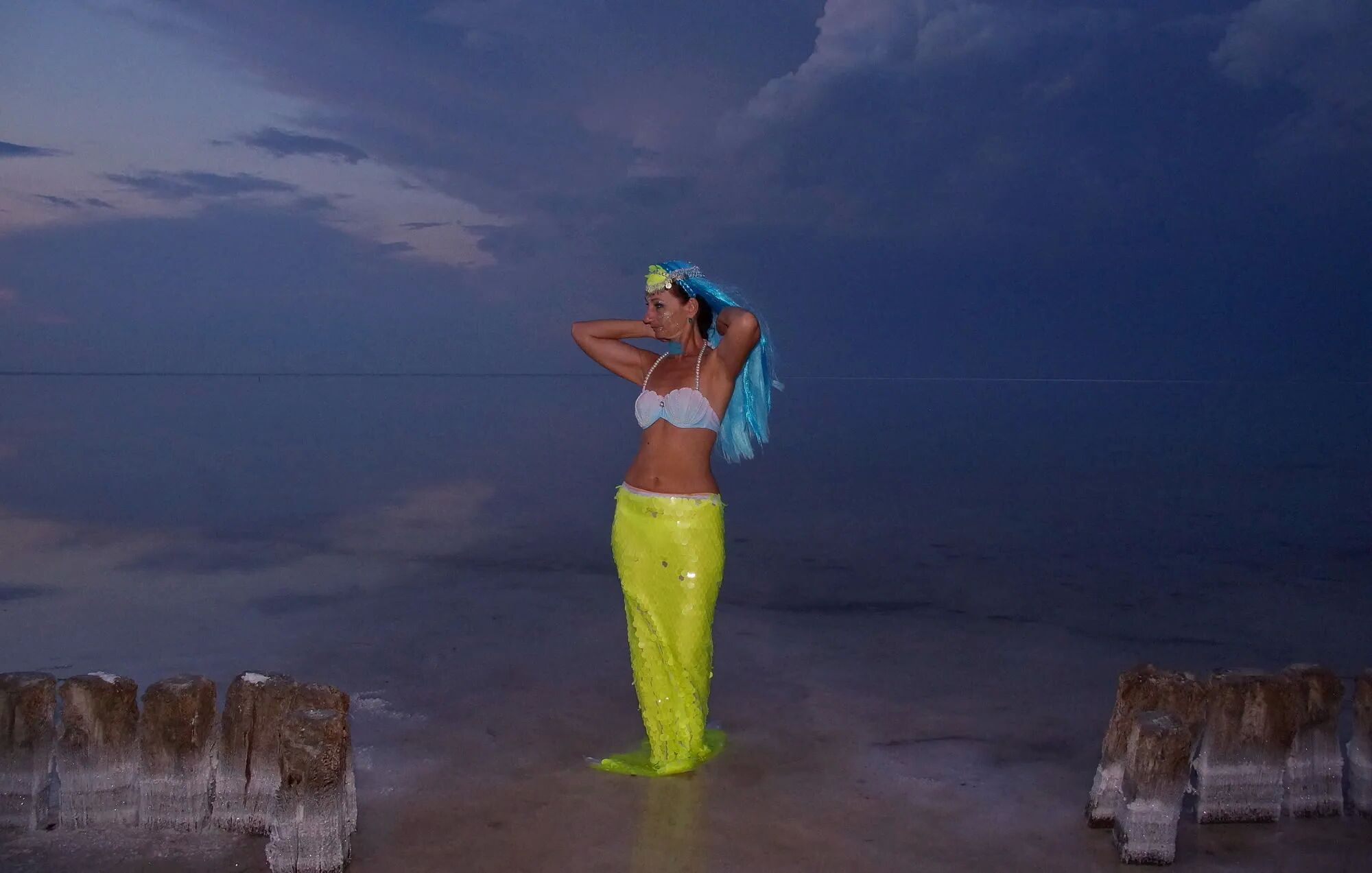 Elton's Night on salty pier - 28 Pics