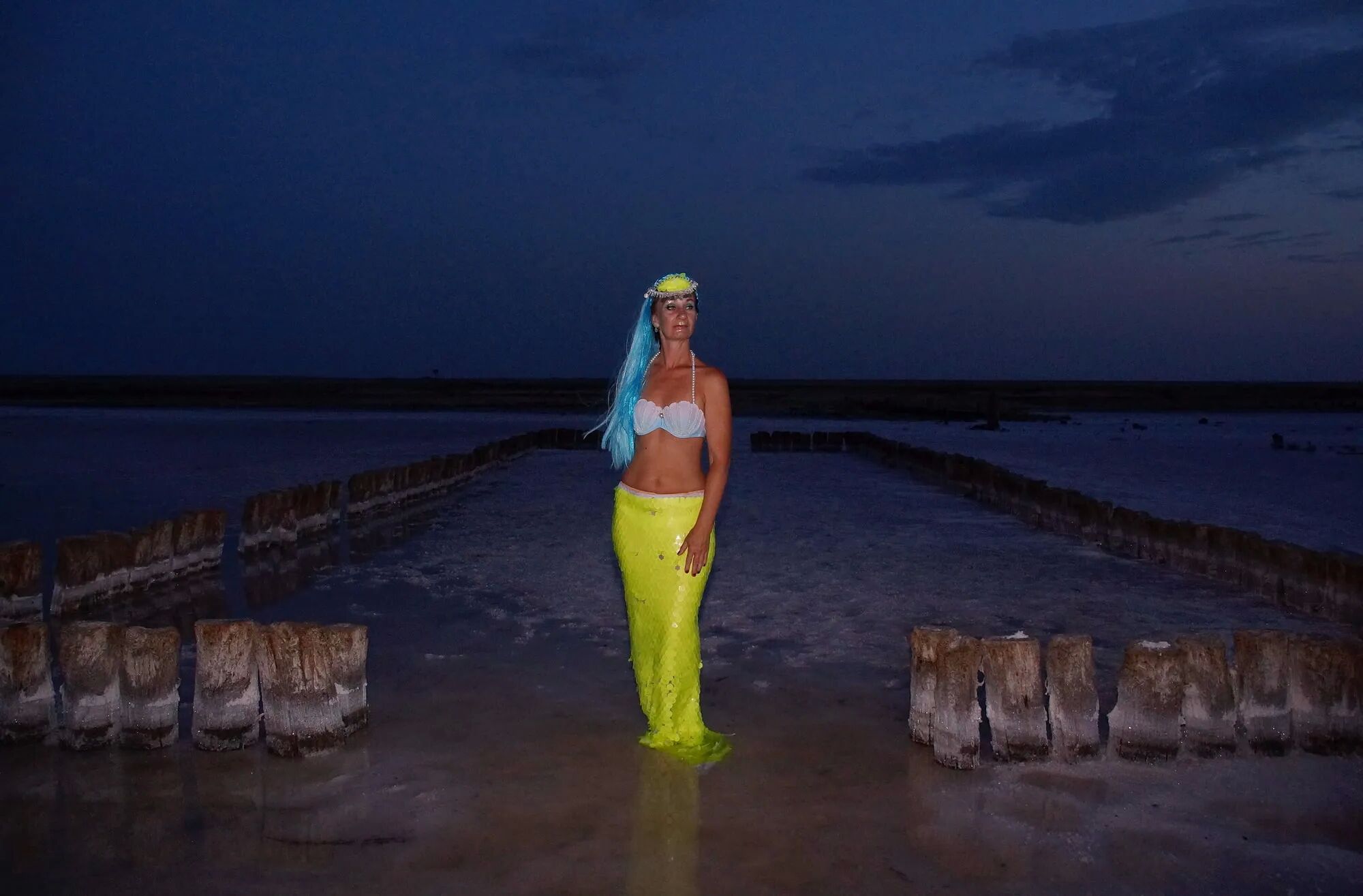 Elton's Night on salty pier - 28 Pics