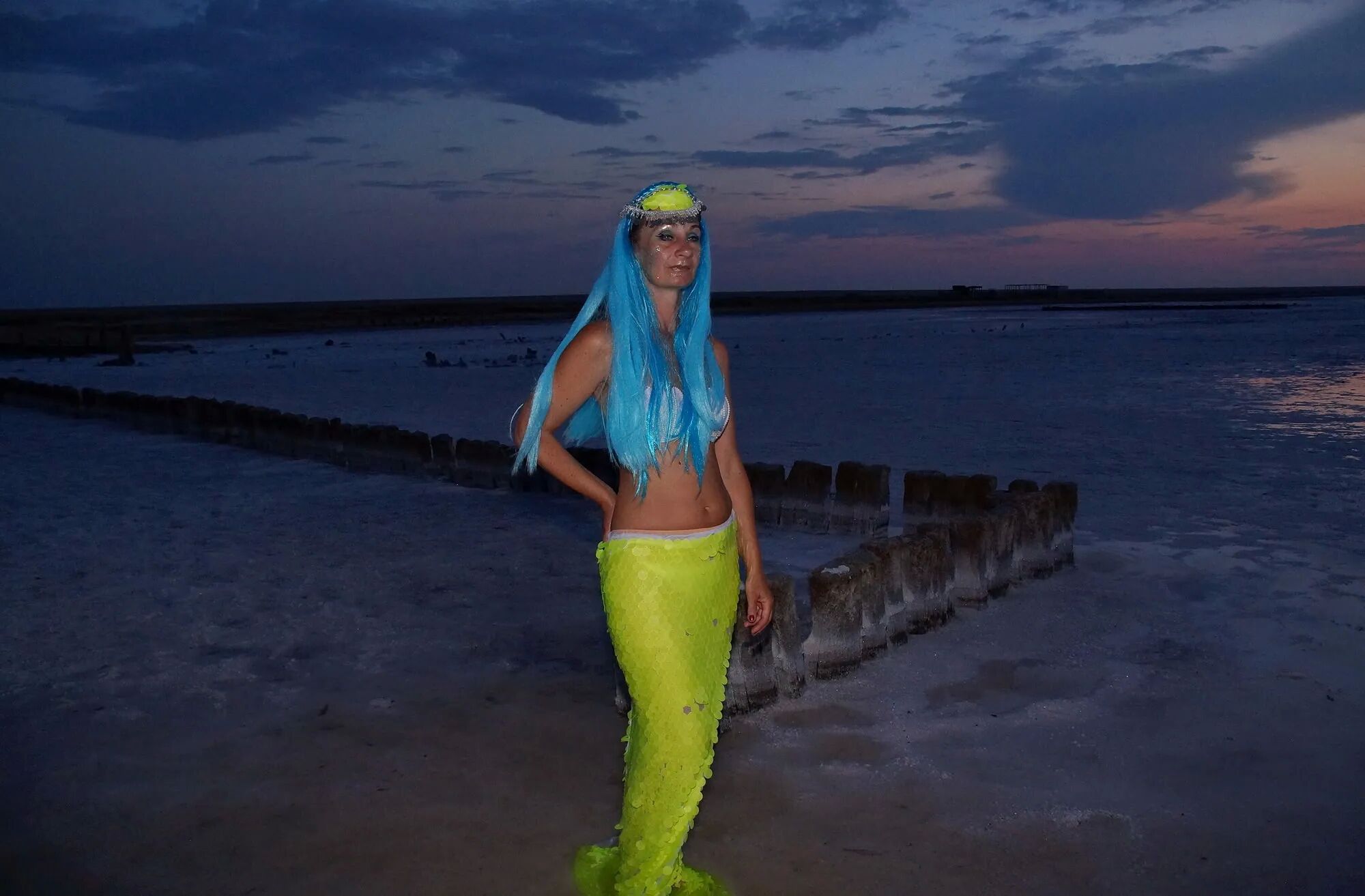 Elton's Night on salty pier - 28 Pics