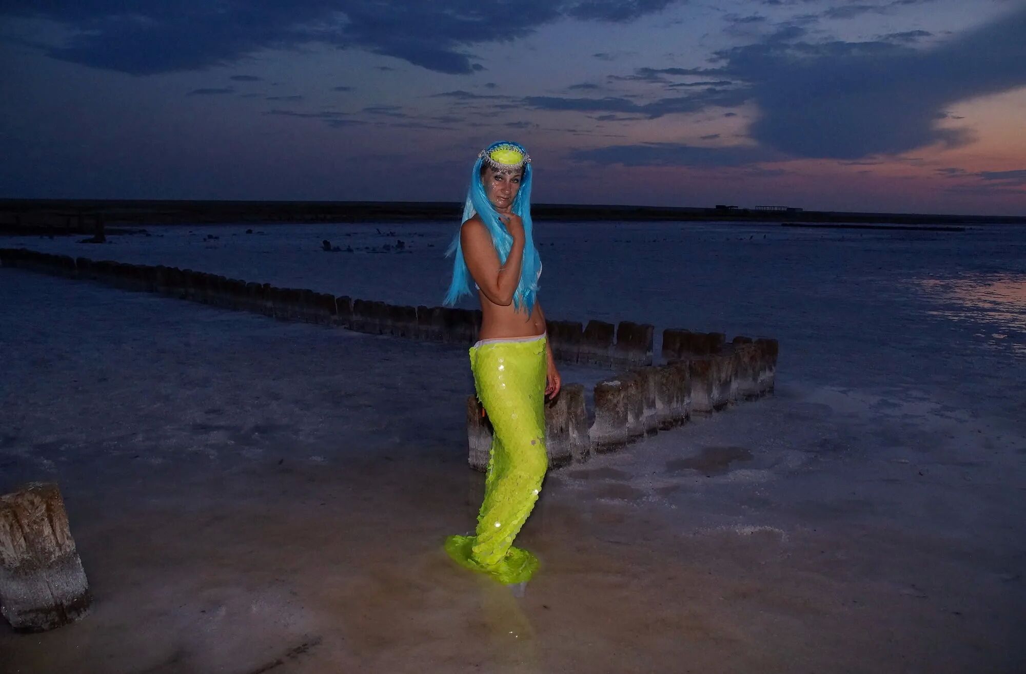 Elton's Night on salty pier - 28 Pics