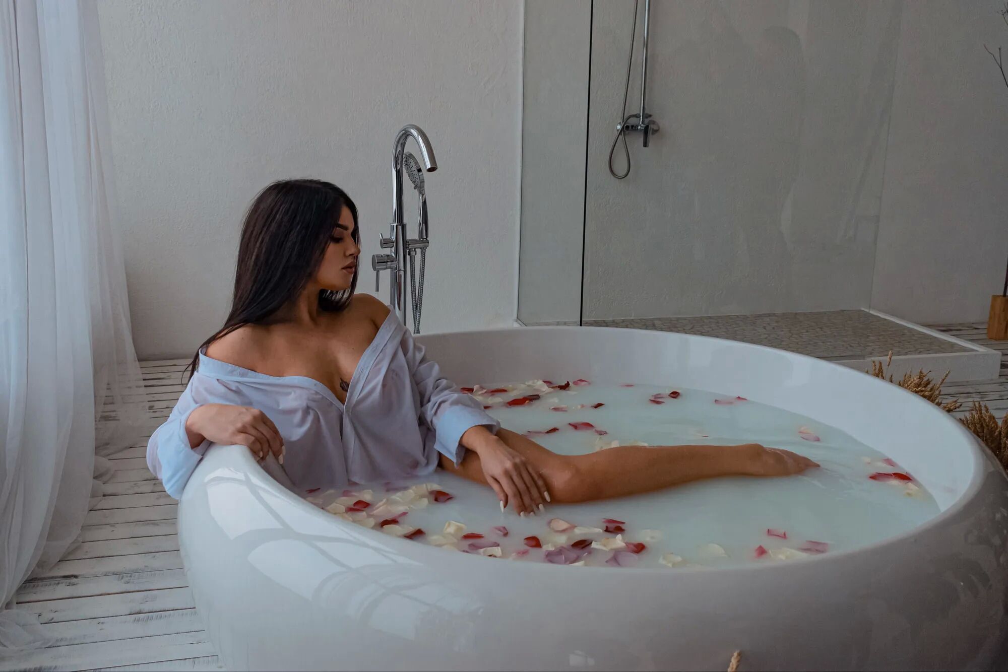 So hot - 5 Pics