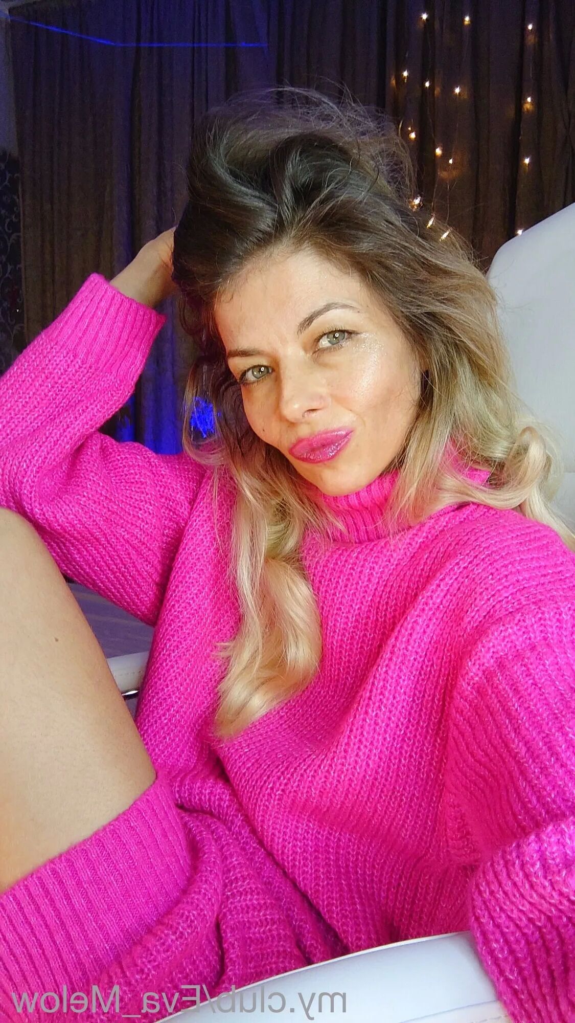 Eva Free Photos - 5 Pics