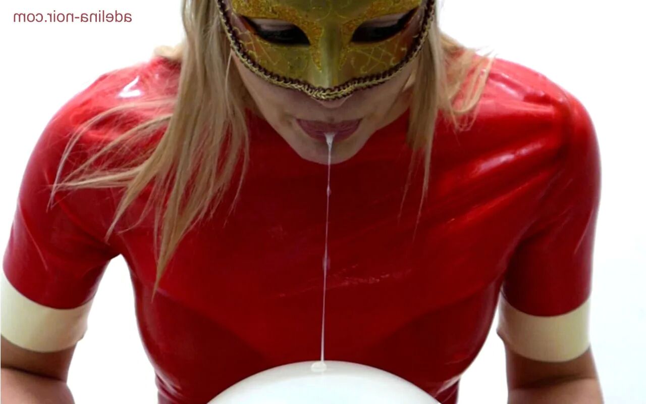 Adelina Noir Shooting 2024 - 26 Pics