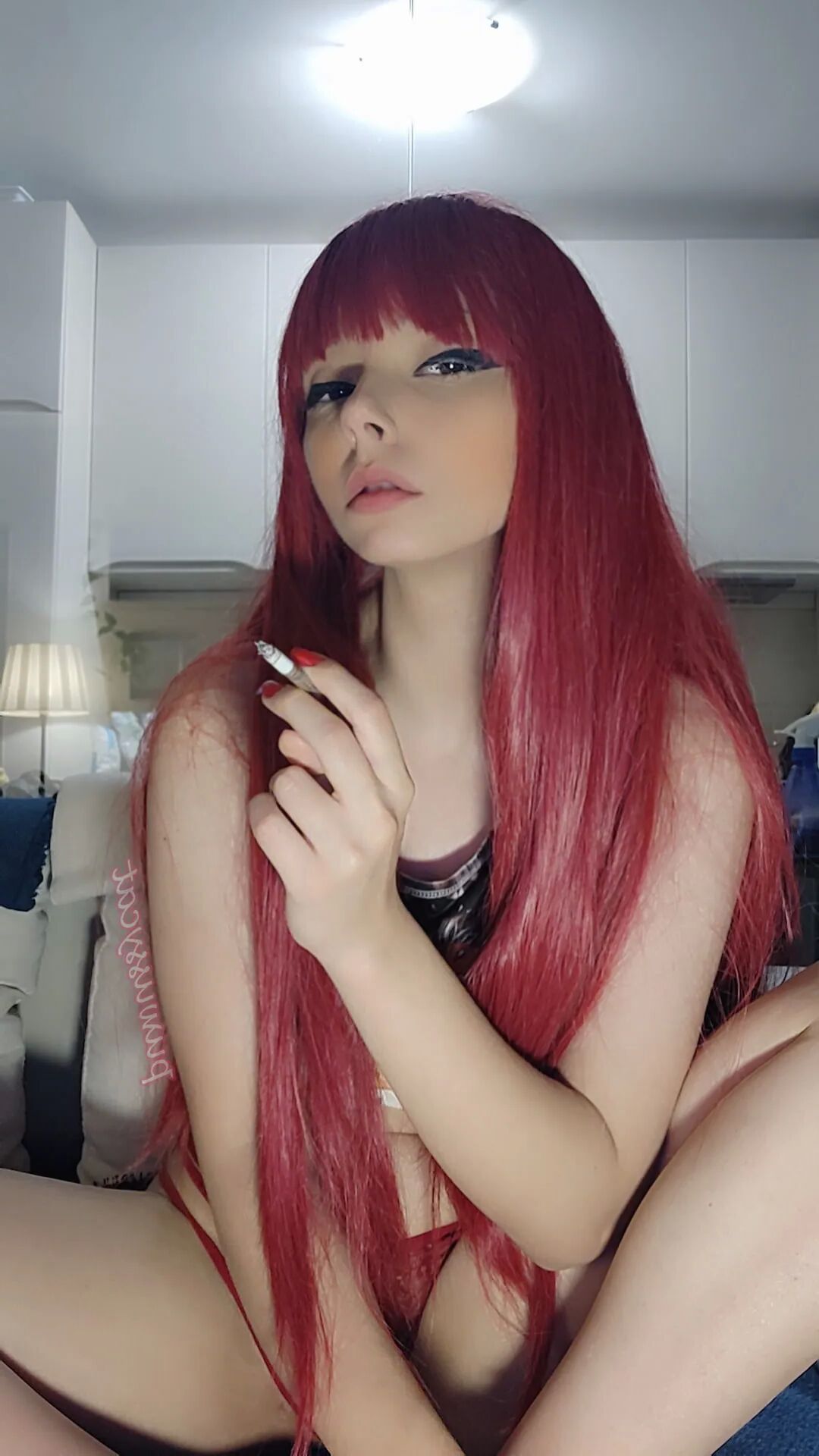 Anime Girl Smoking - 7 Pics