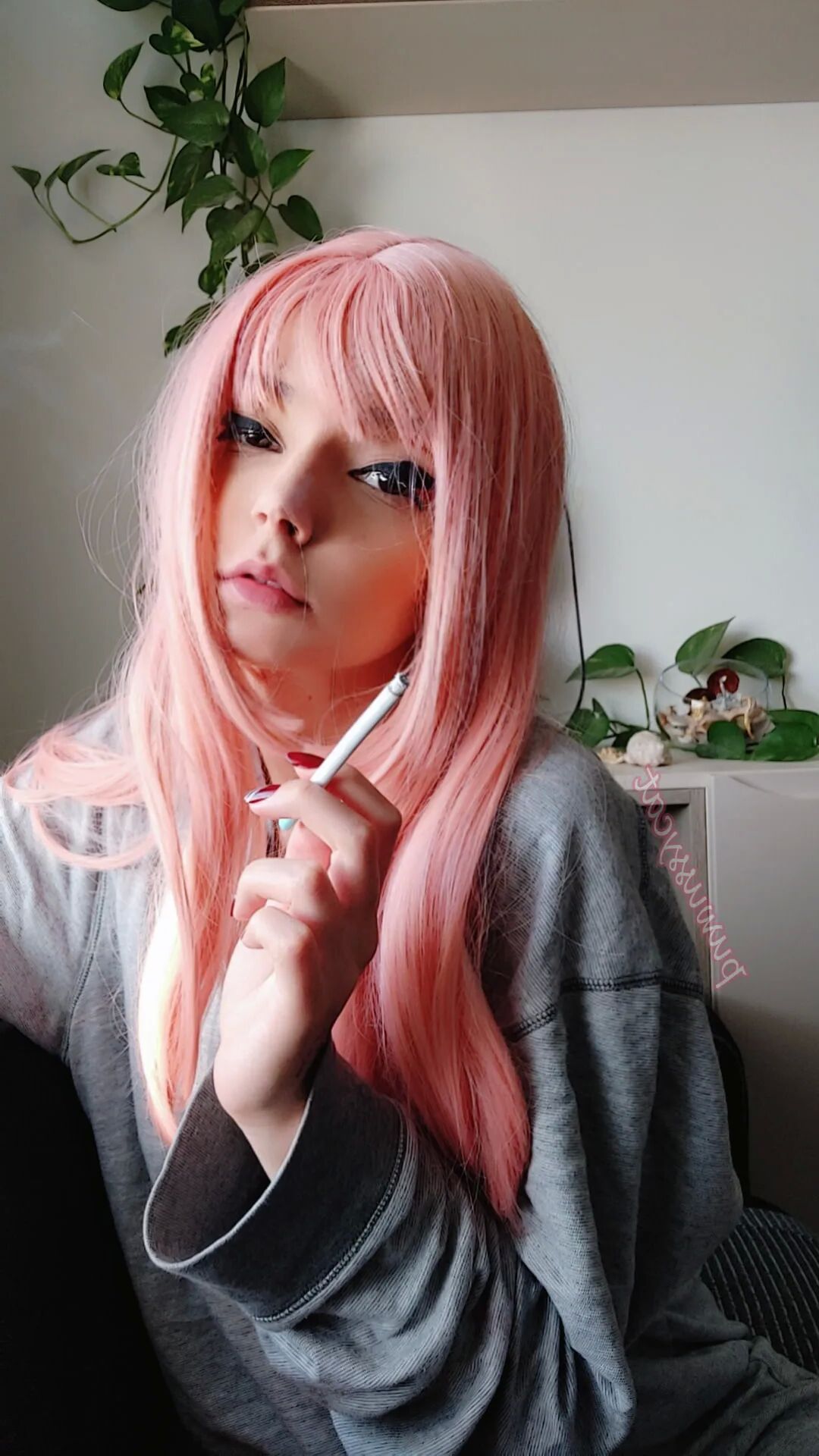 Pink Hair Gf Smoking - 6 Pics