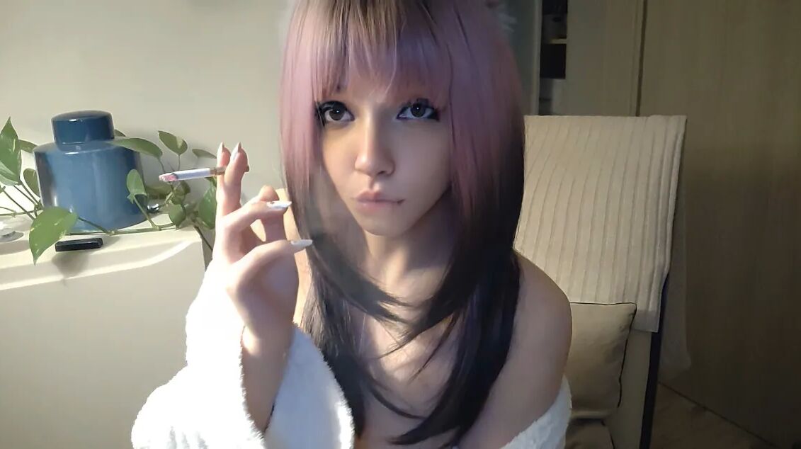 Small titties Egirl in bathrobe smoking - 11 Pics