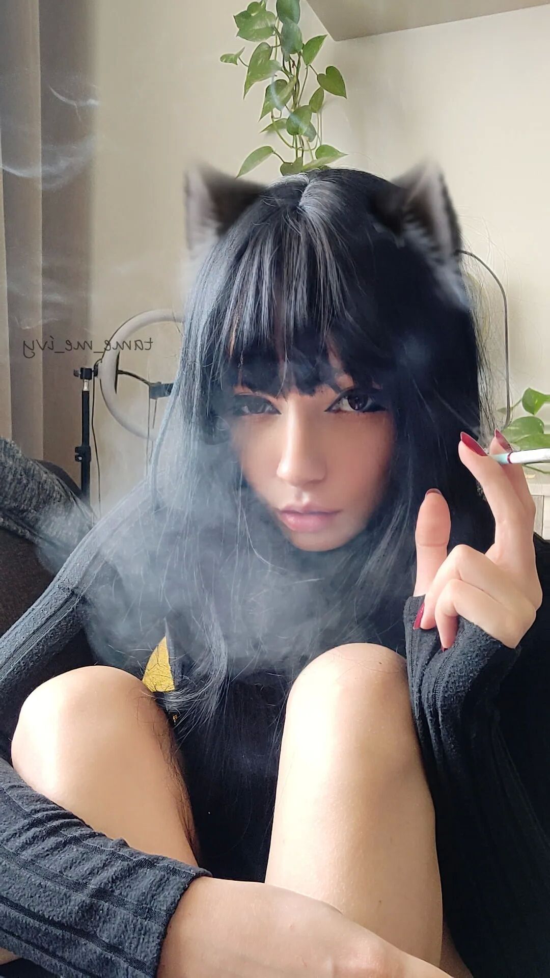 Goth Girl smoking - 12 Pics