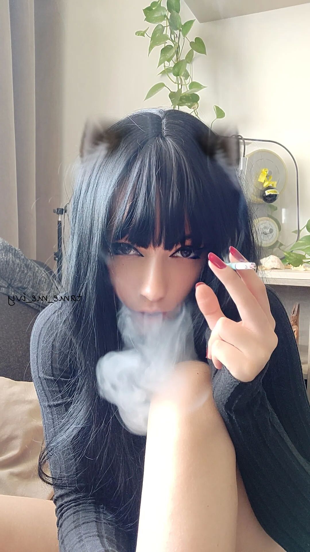 Goth Girl smoking - 12 Pics