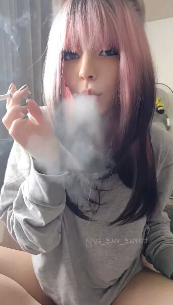 Cute Egirl smoking and showing her titties - 10 Pics