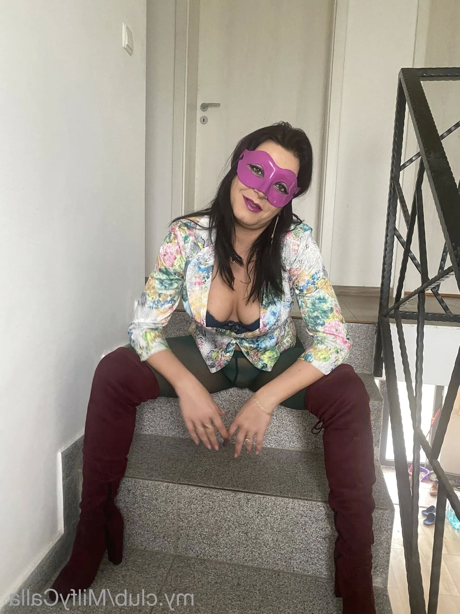 MilfyCalla Free Photos - 10 Pics