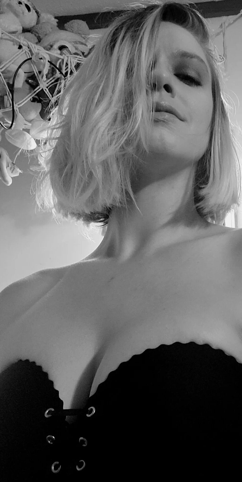 Titties!!! - 18 Pics