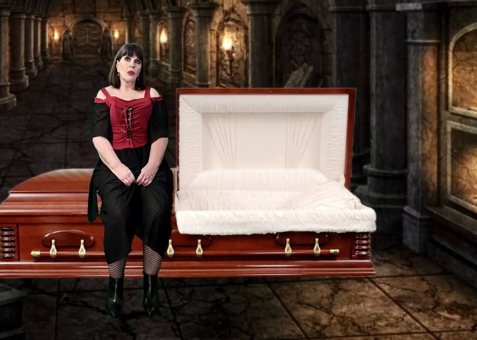 Granny Countess Dracula - 30 Pics