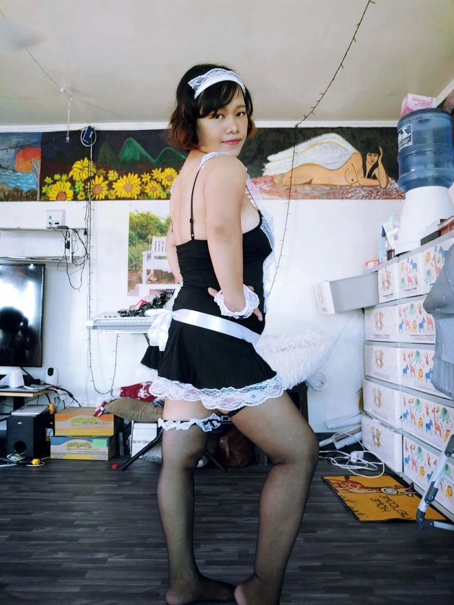 Maid Me - 13 Pics