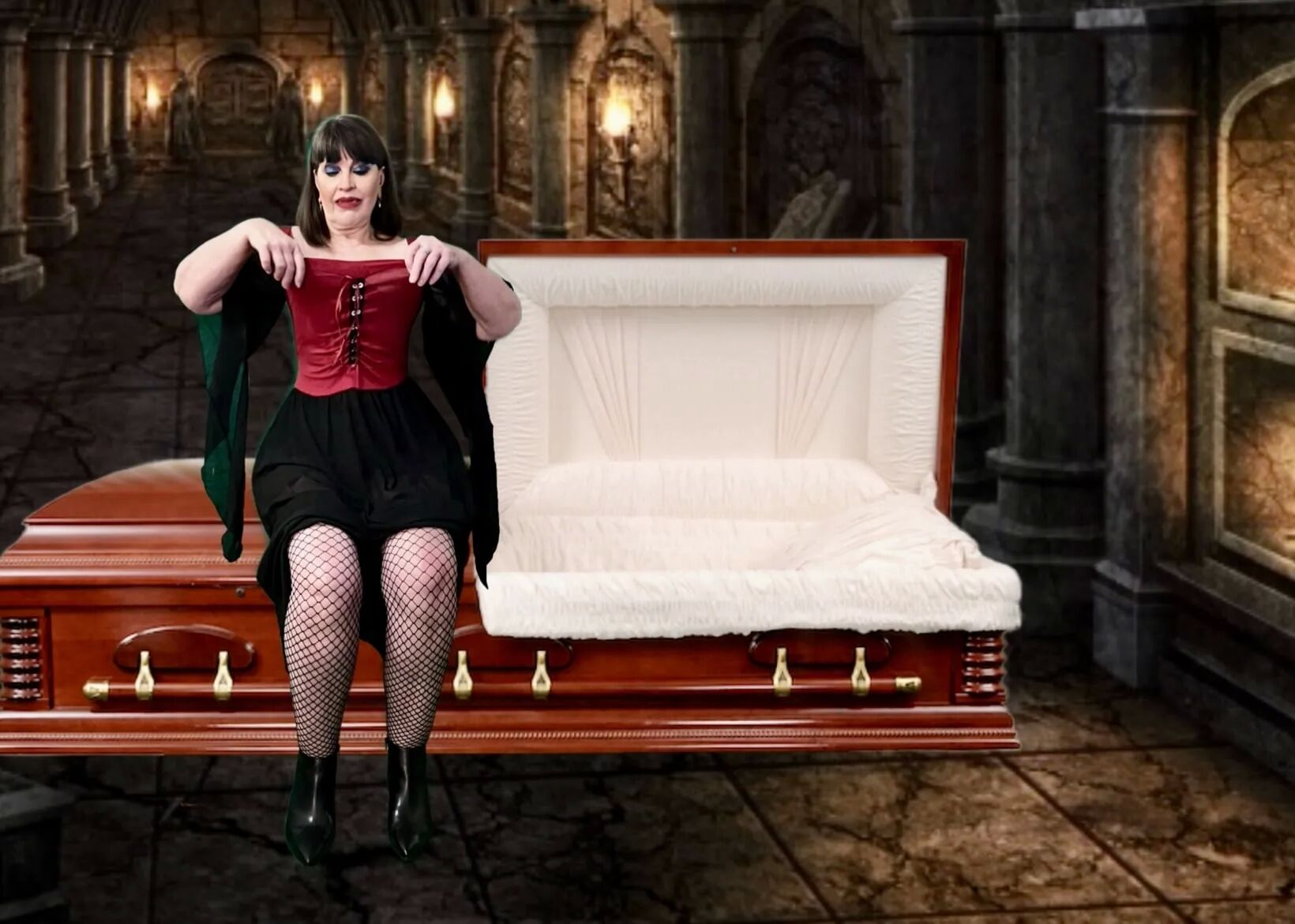 Granny Countess Dracula - 30 Pics