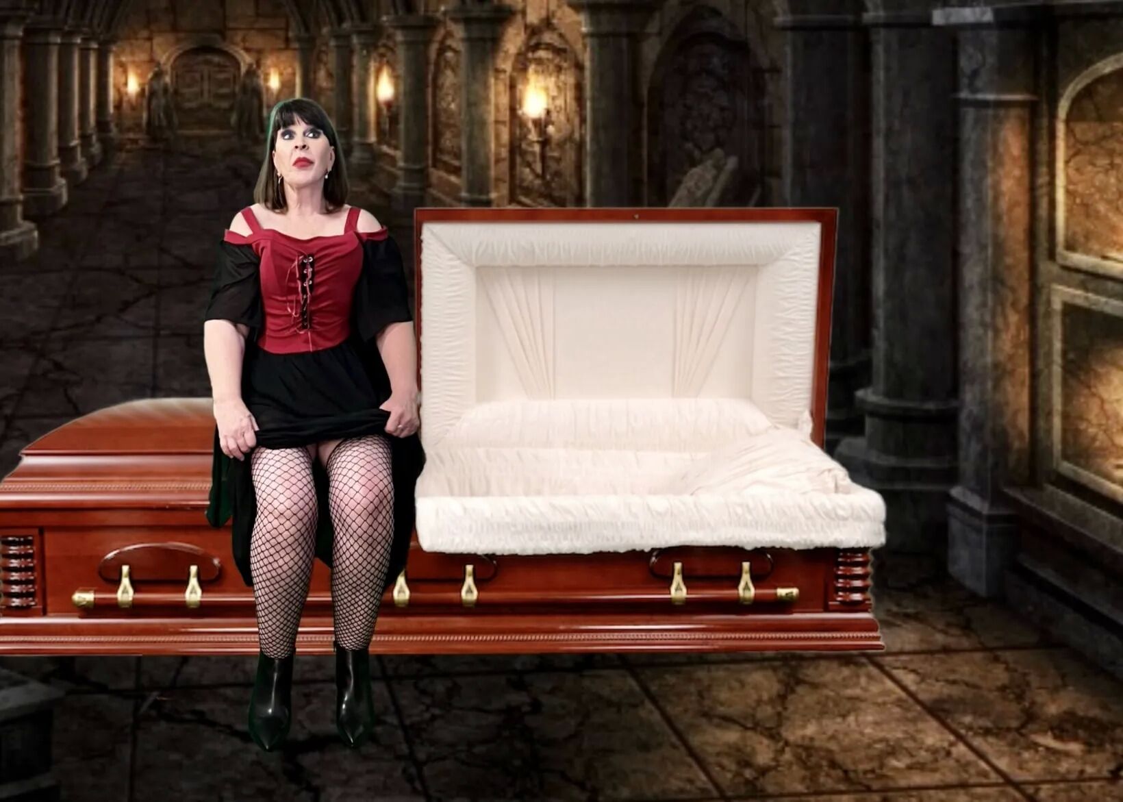 Granny Countess Dracula - 30 Pics