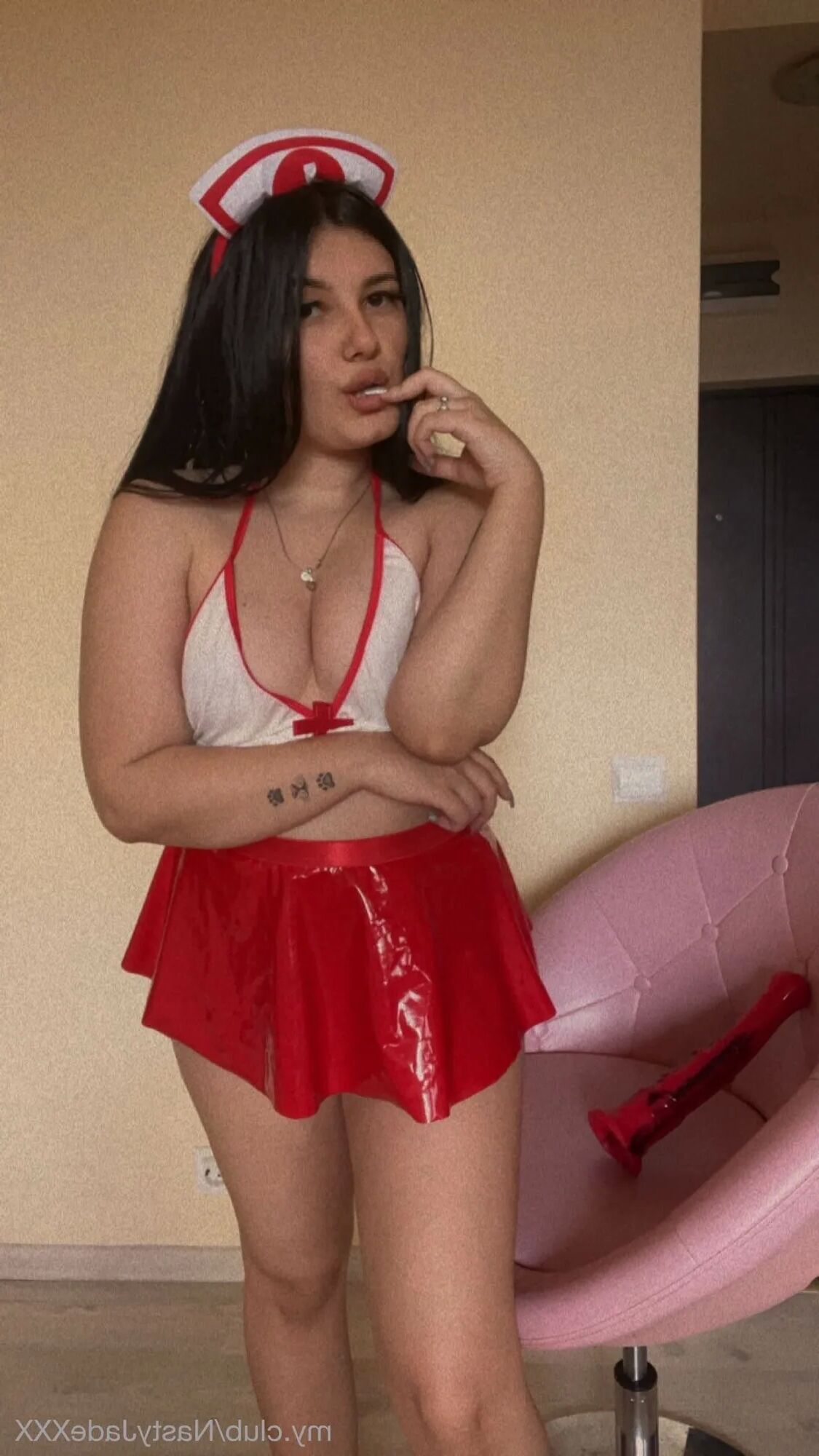 Jade Free Photos - 10 Pics