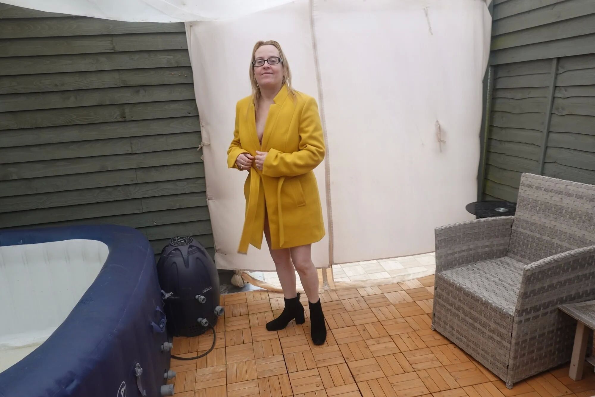 British Wife In coat out in the Yard in the cold - 29 Pics