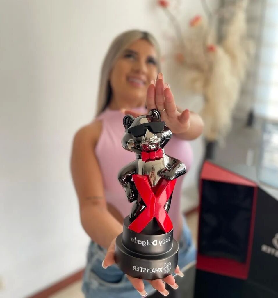 Winner of the Xhamster Awards! - 5 Pics
