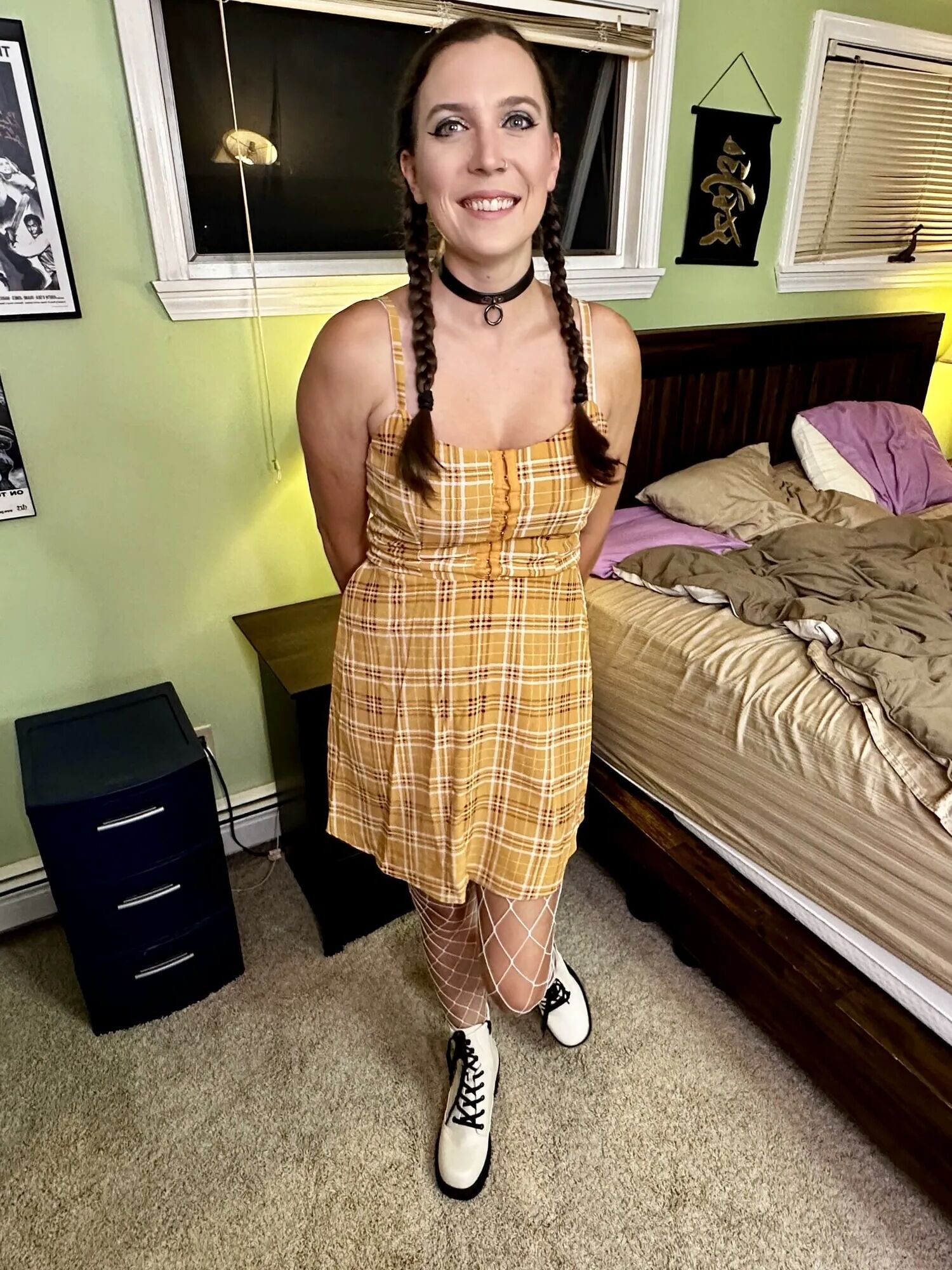 Do you think I’m as innocent as I look? - 17 Pics