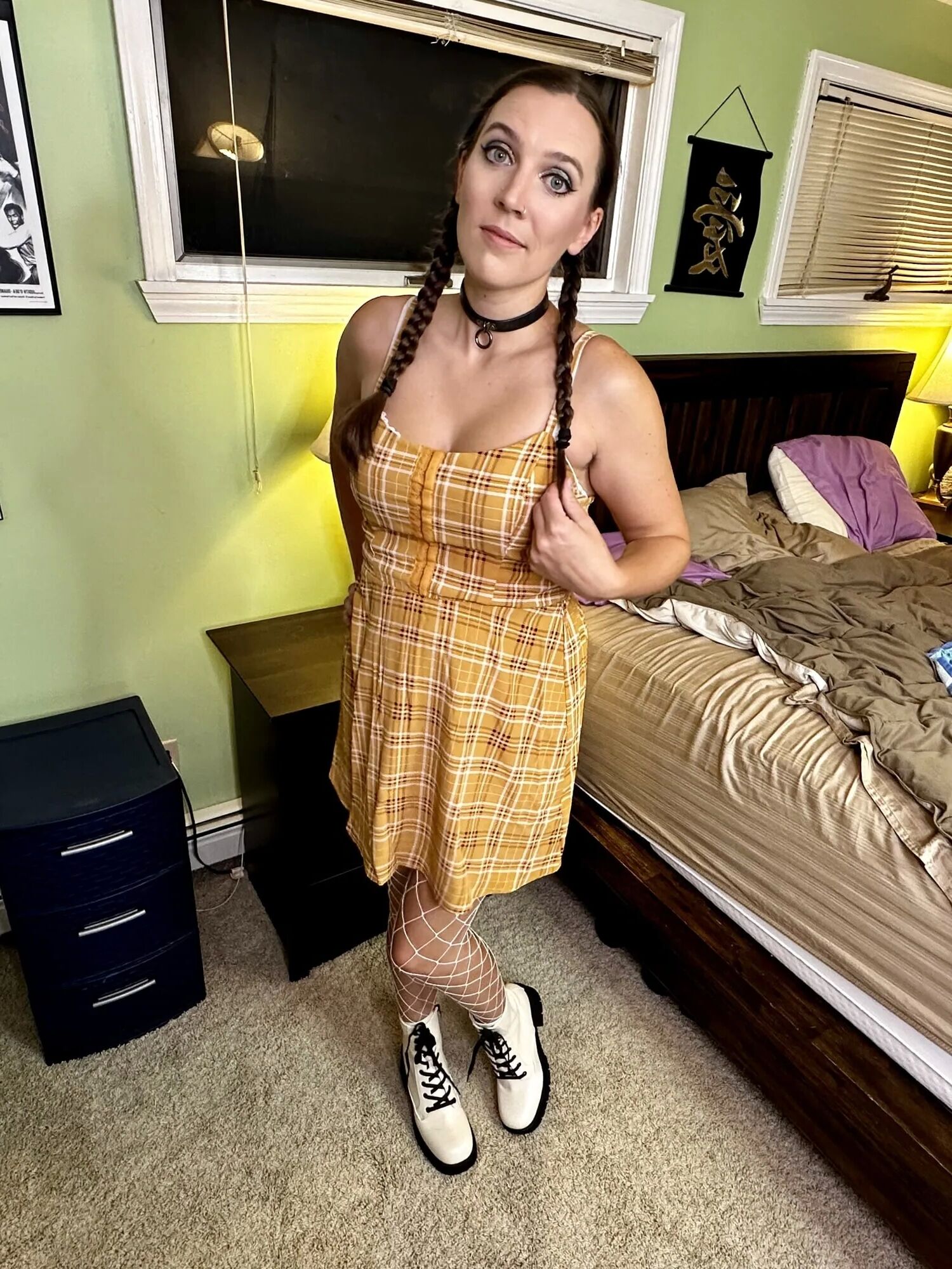 Do you think I’m as innocent as I look? - 17 Pics