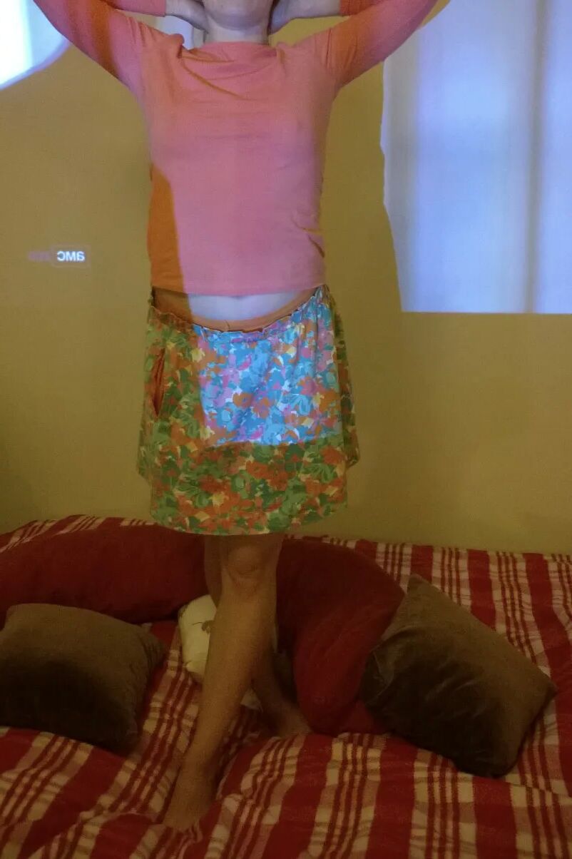 Cinema girl - 12 Pics