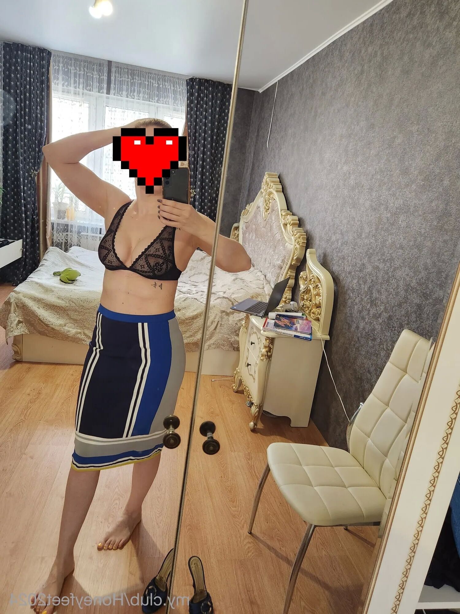 Honeyfeet2024 Free Photos - 7 Pics