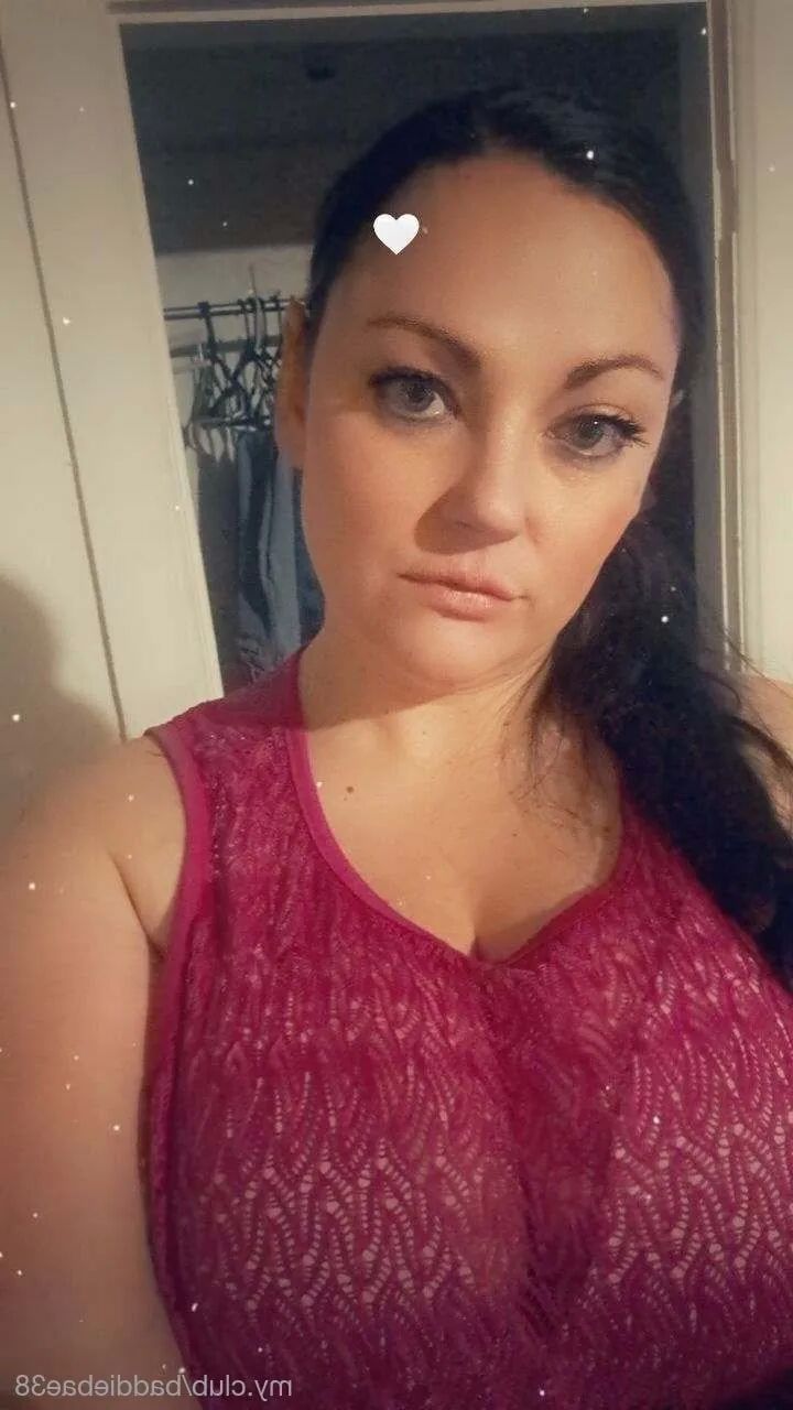 Baddiebae38 Free Photos - 11 Pics