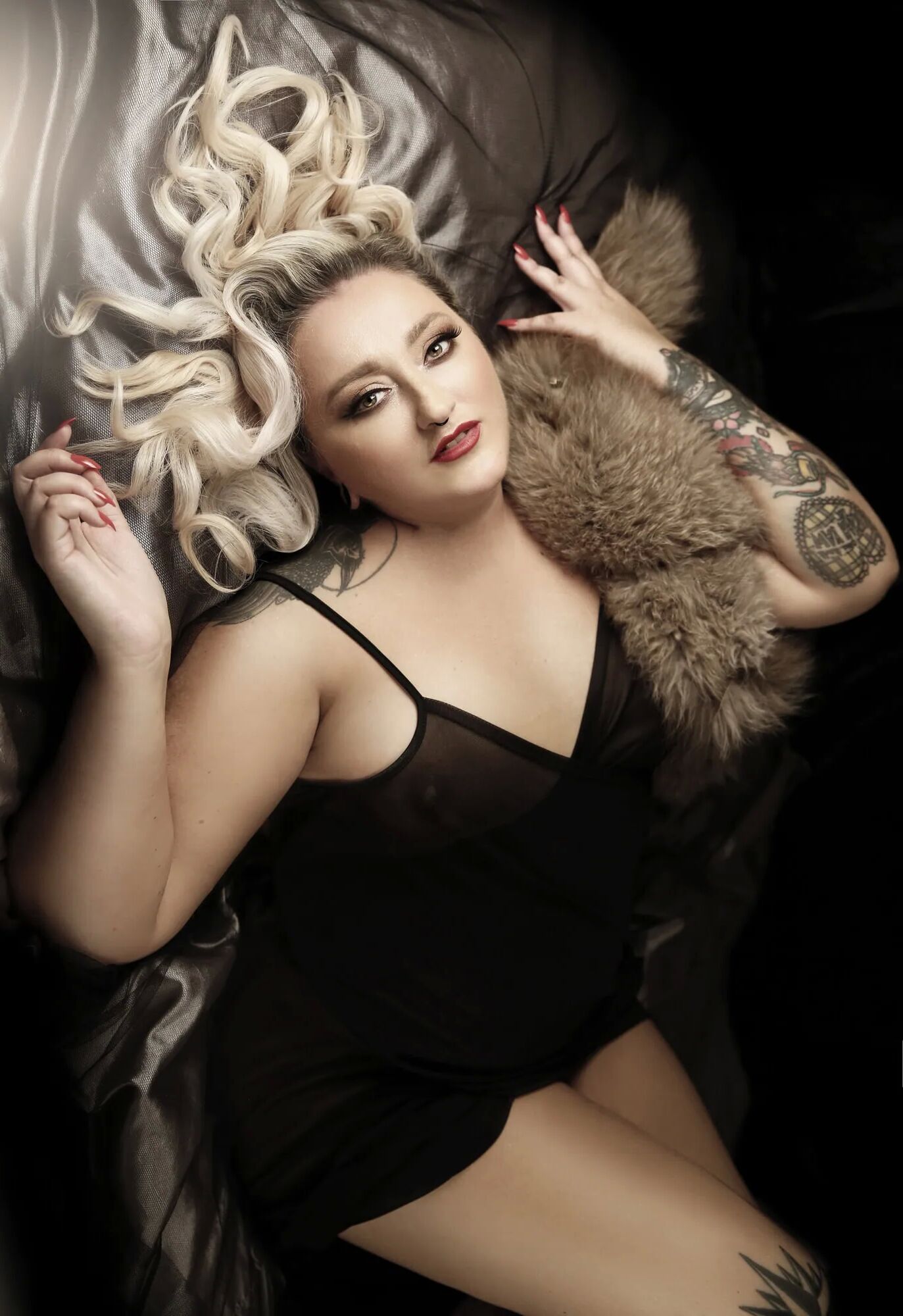 Can I Be Your Pin Up Girl? - 19 Pics