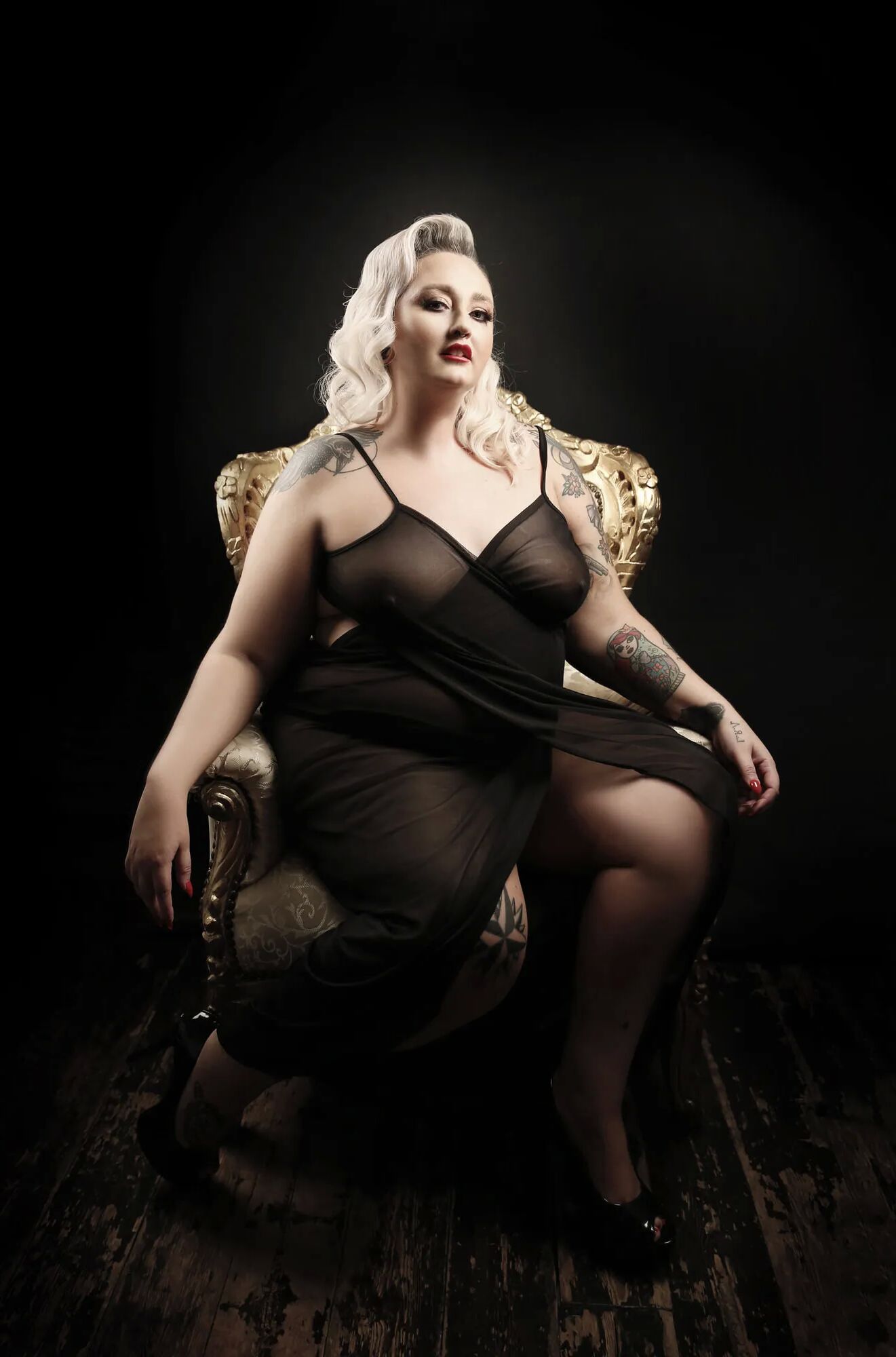 Can I Be Your Pin Up Girl? - 19 Pics