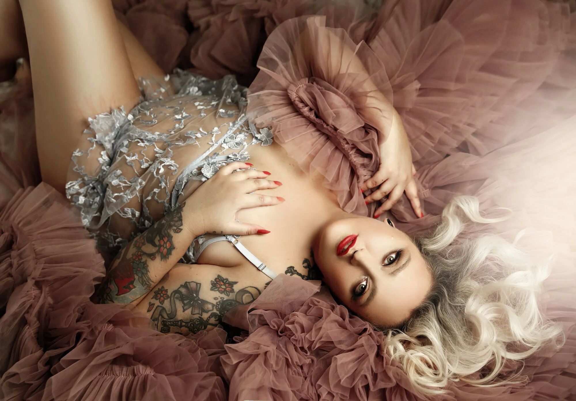 Can I Be Your Pin Up Girl? - 19 Pics