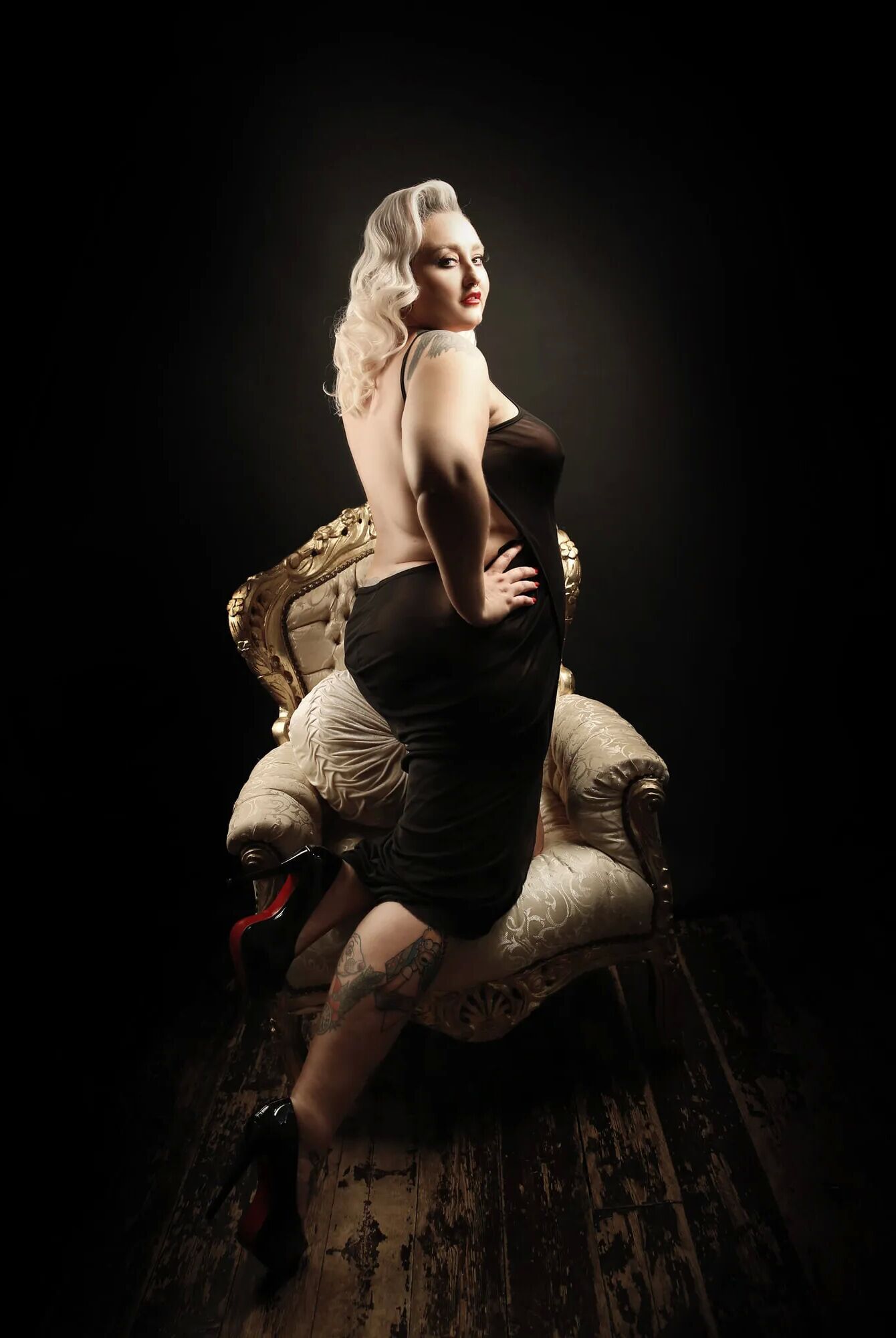 Can I Be Your Pin Up Girl? - 19 Pics