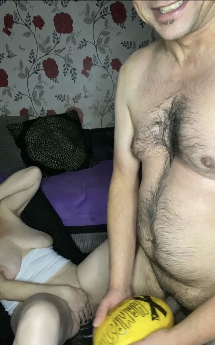 Melon fucking and sexy Cobra - 5 Pics