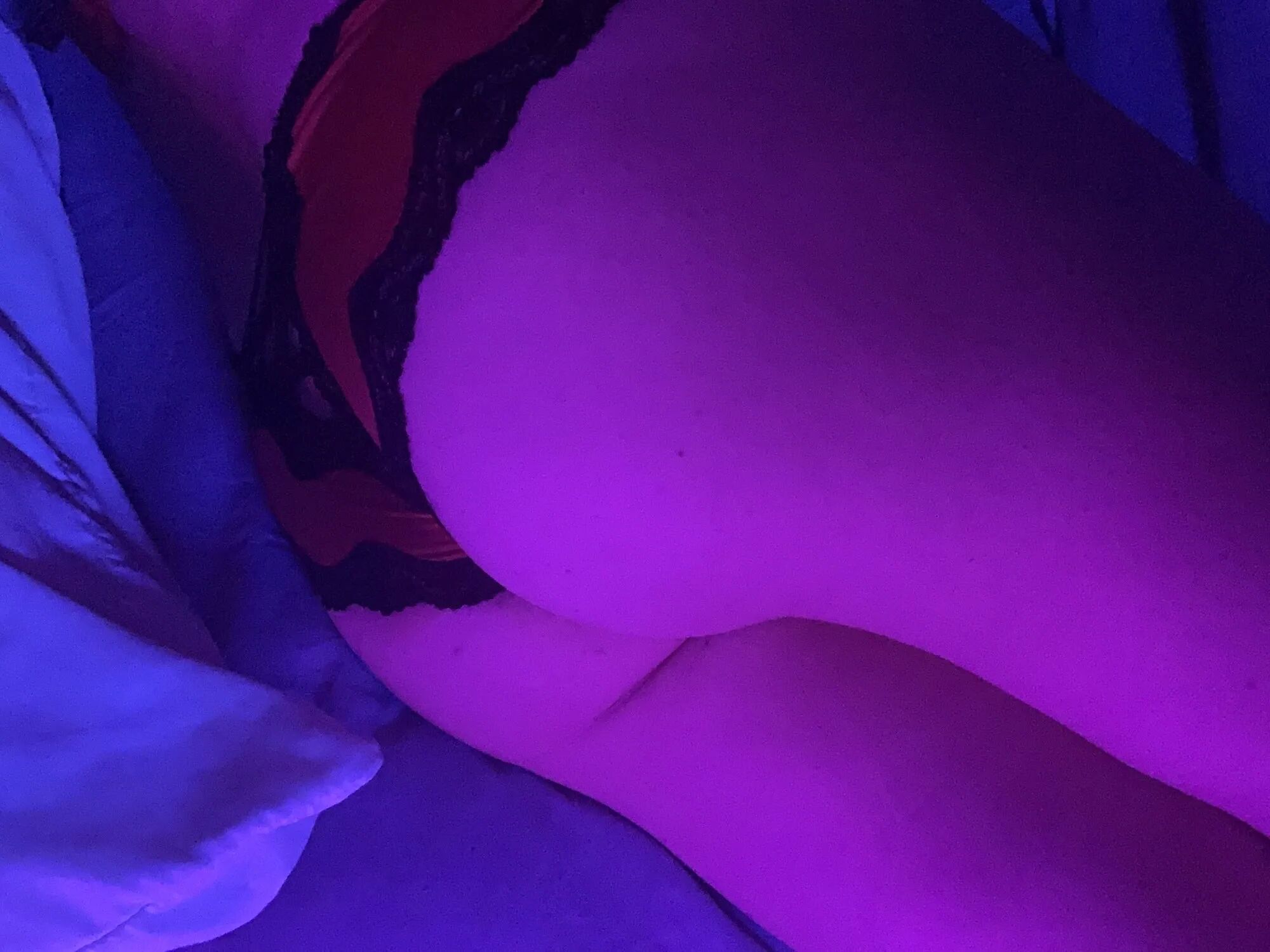 Sexy photos - 13 Pics