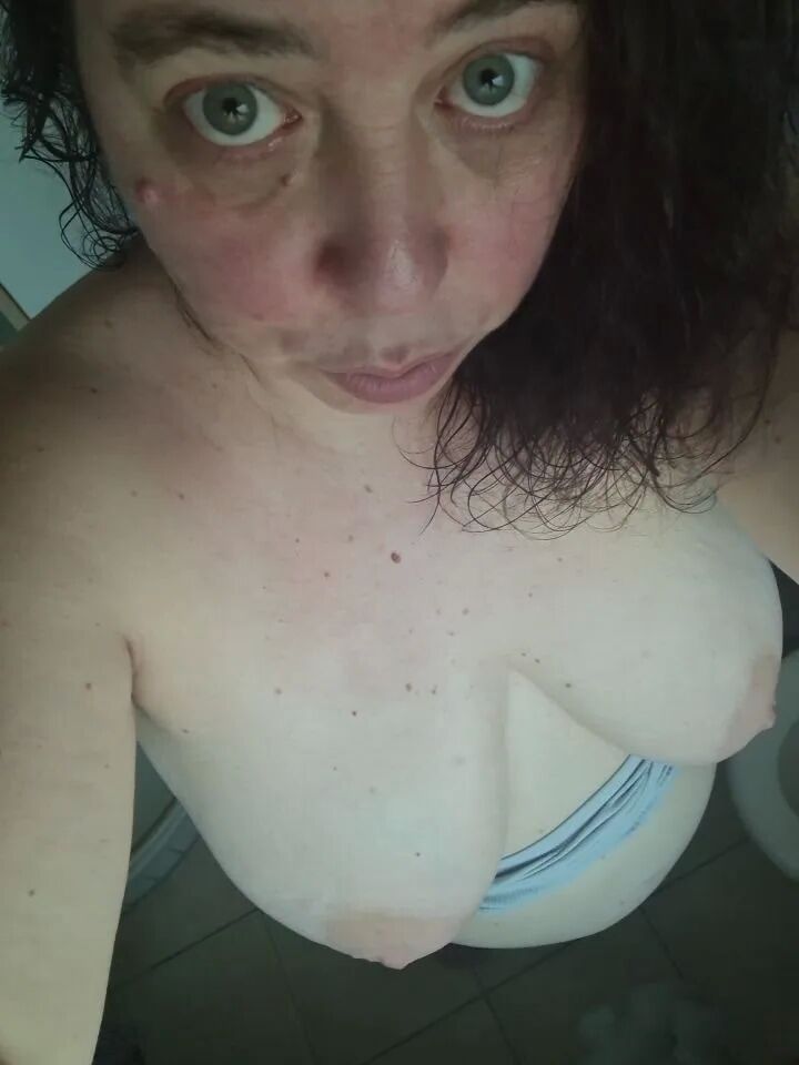 Some more pics for my darling - 9 Pics