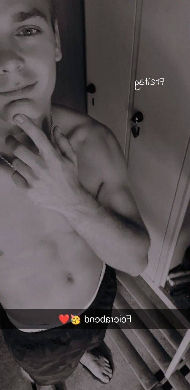 Me . - 9 Pics