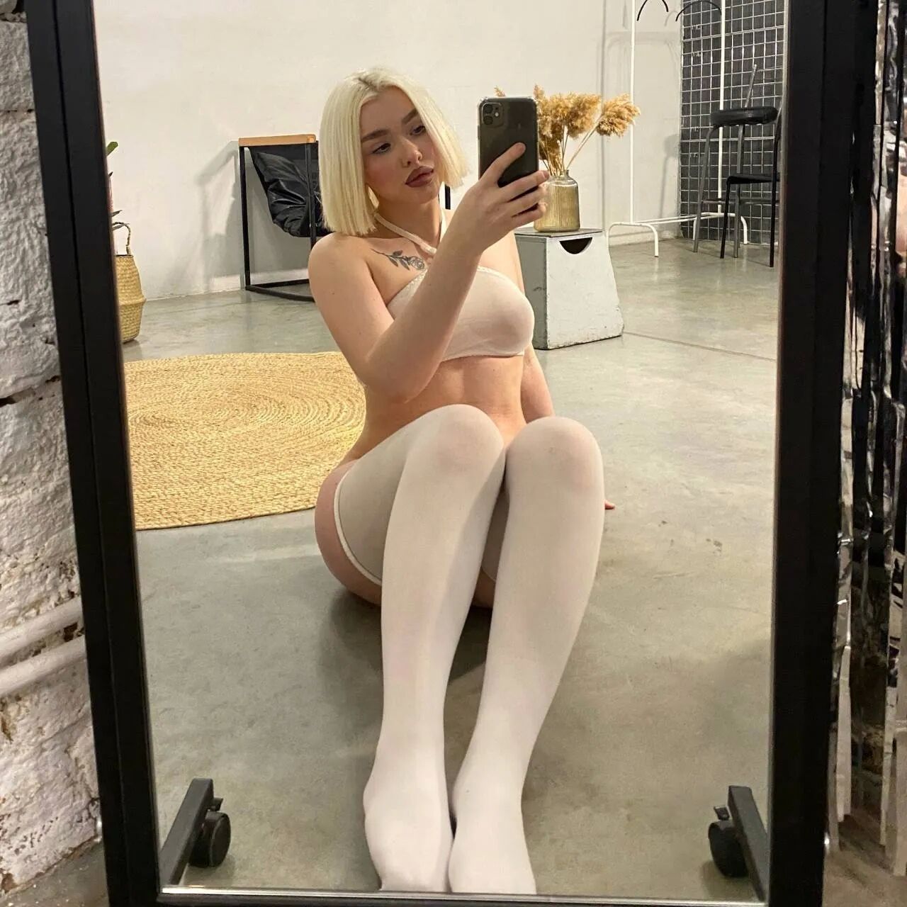 My sexy body - 9 Pics
