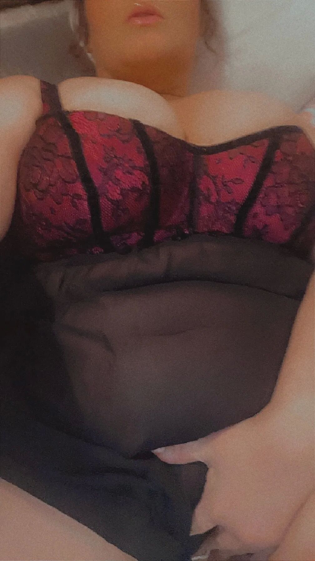 SEXY AS CAN BE! - 16 Pics