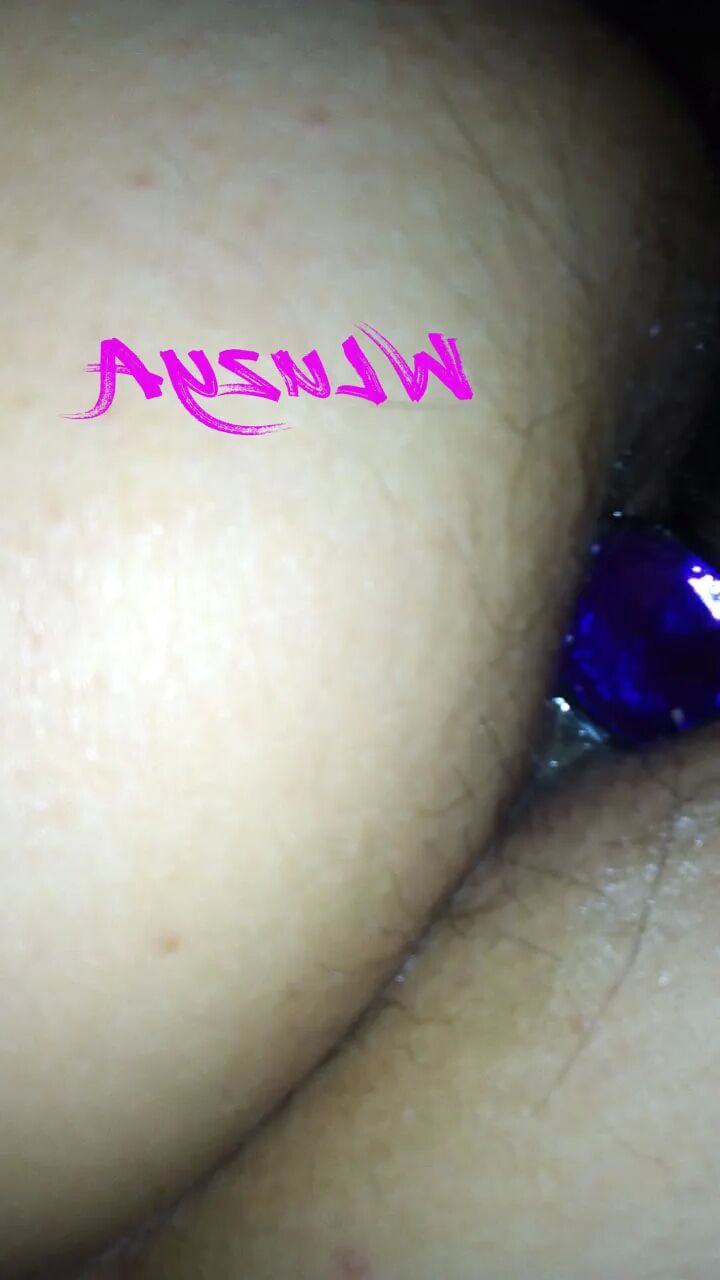 Funny anal plug - 6 Pics