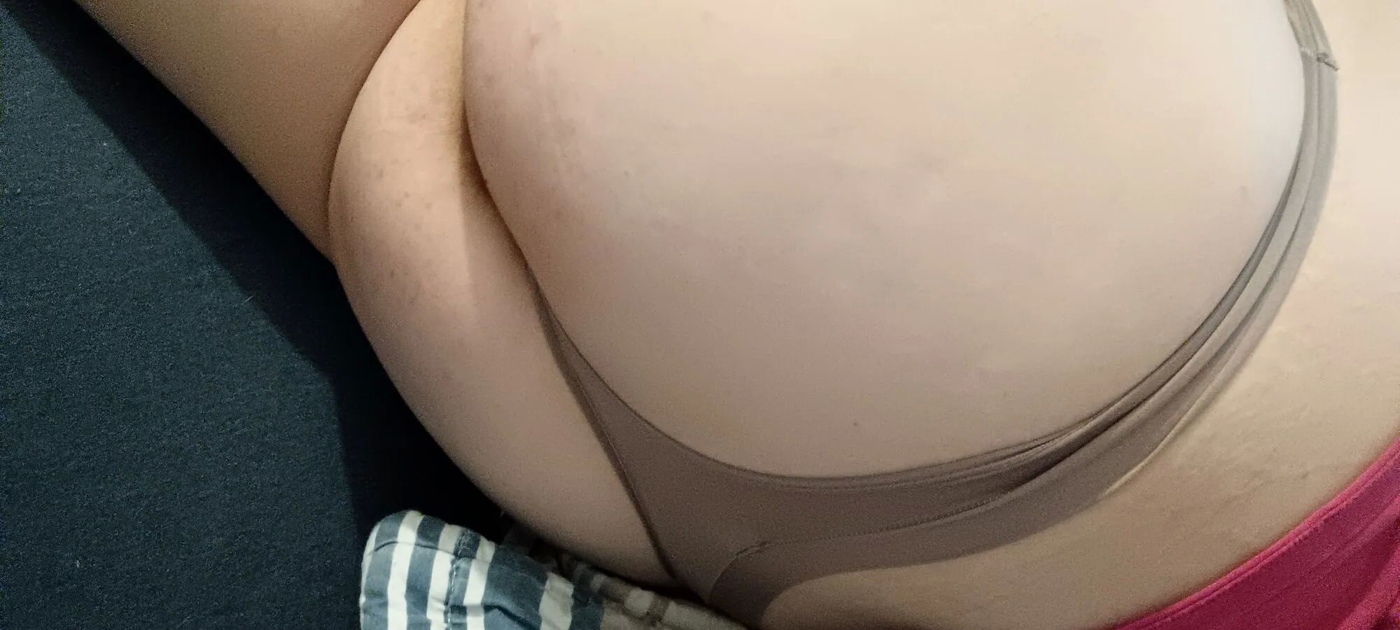 Hot Milf - 13 Pics