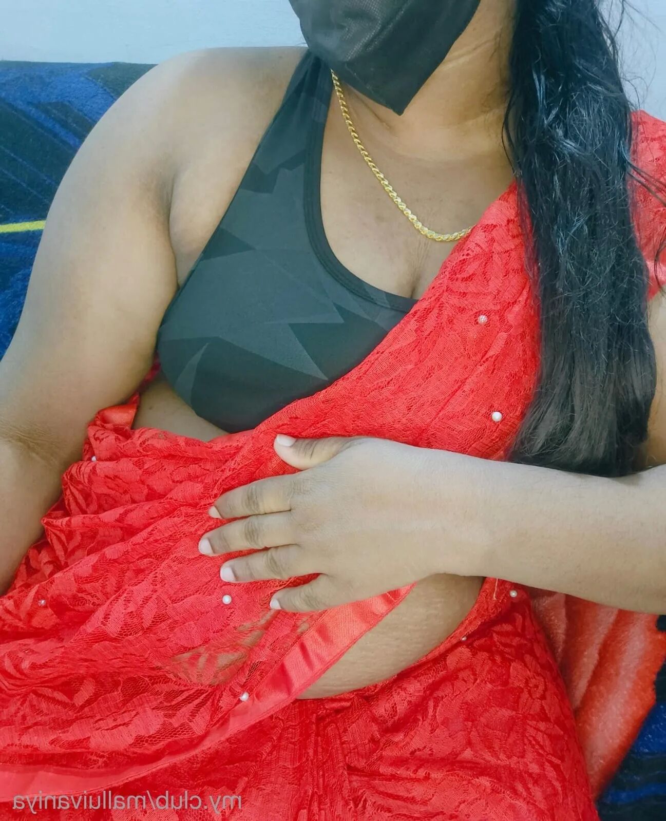 Mallu Ivaniya Free Photos - 5 Pics