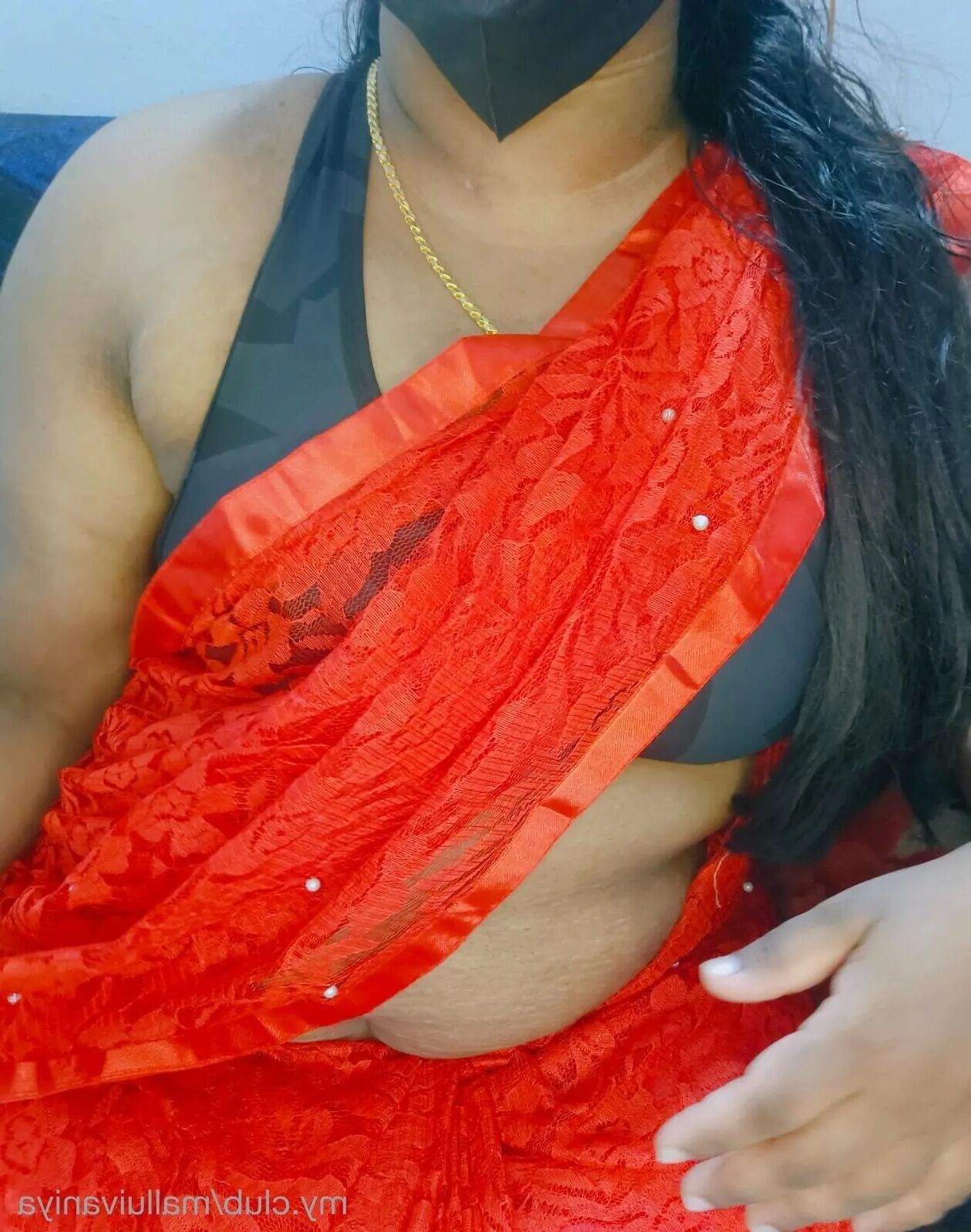 Mallu Ivaniya Free Photos - 5 Pics