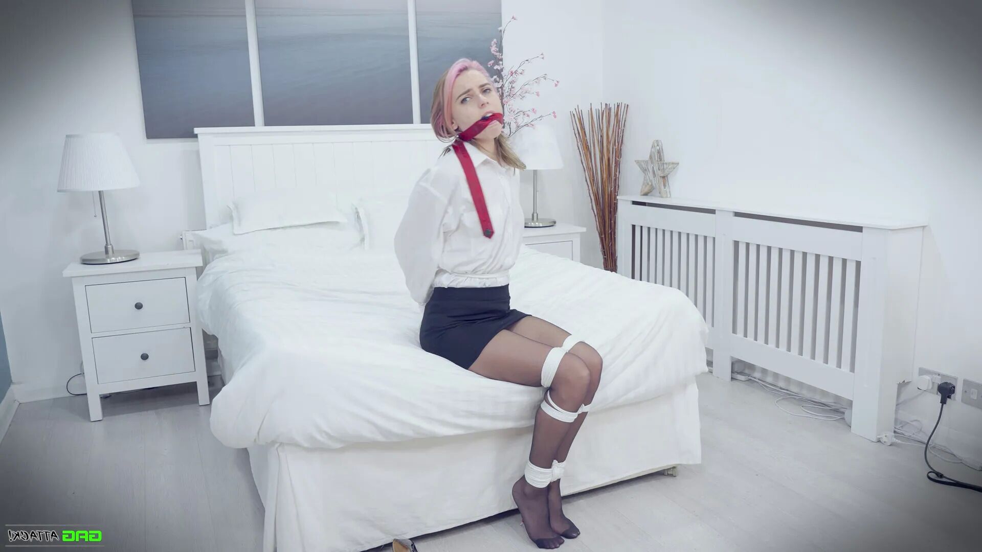 Chloe - Popstar in Bondage - 17 Pics