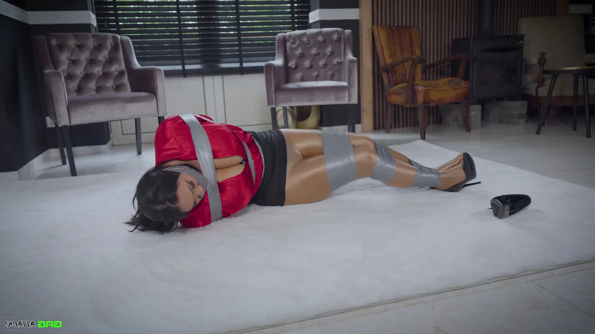 Charlie & Rara - Battling Secretaries ( GagAttack.NL ) - 34 Pics