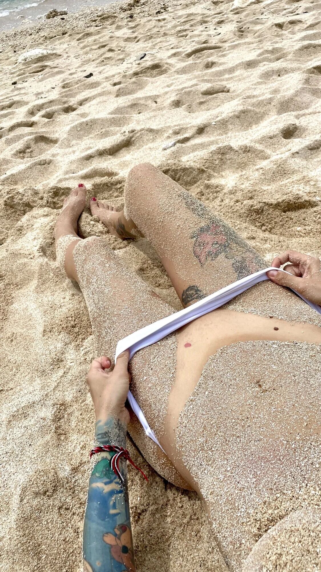 Bali photo dumb - MILF's bikini photos - 9 Pics