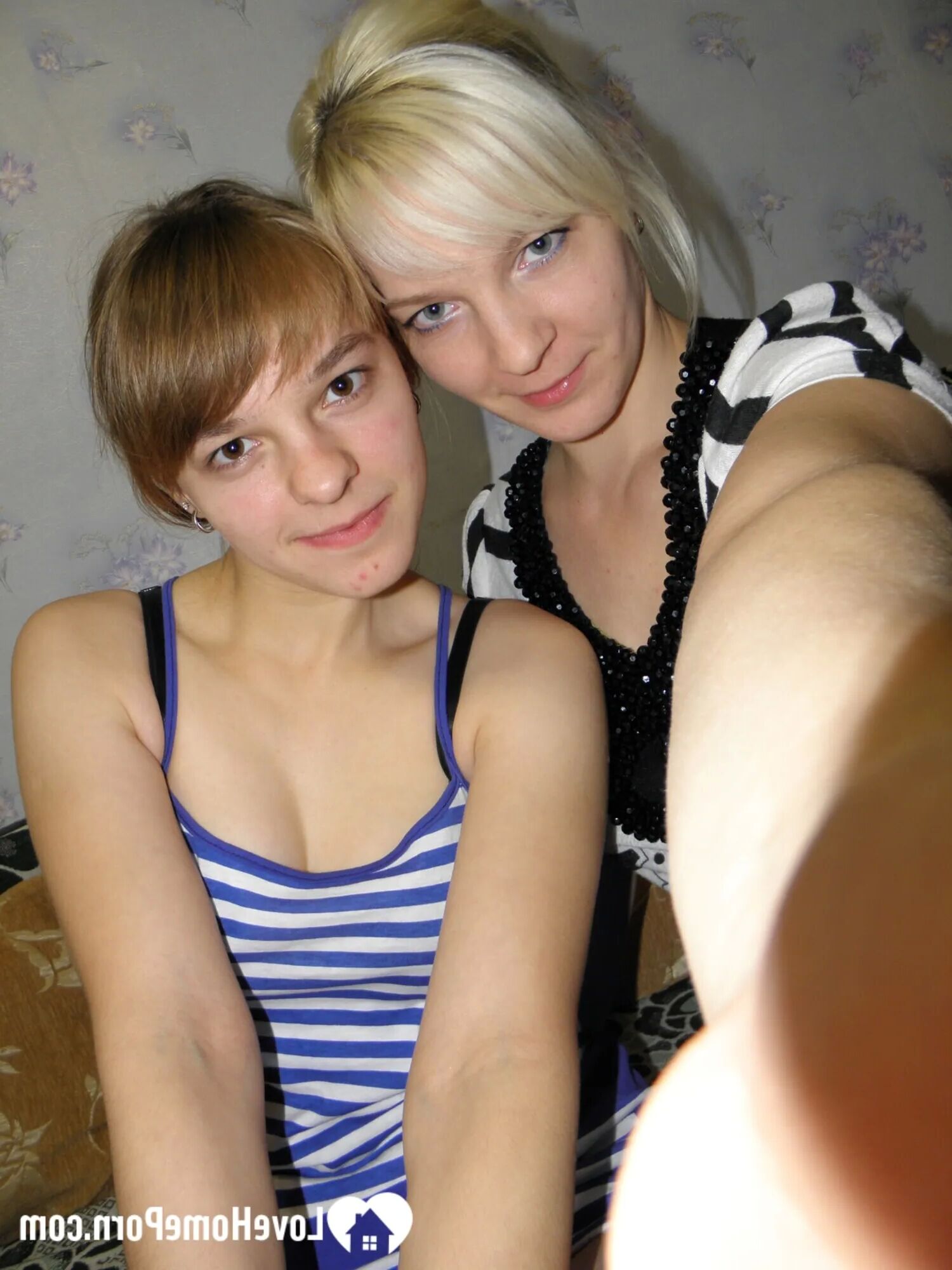 Having a lesbian session with my best friend - 25 Pics