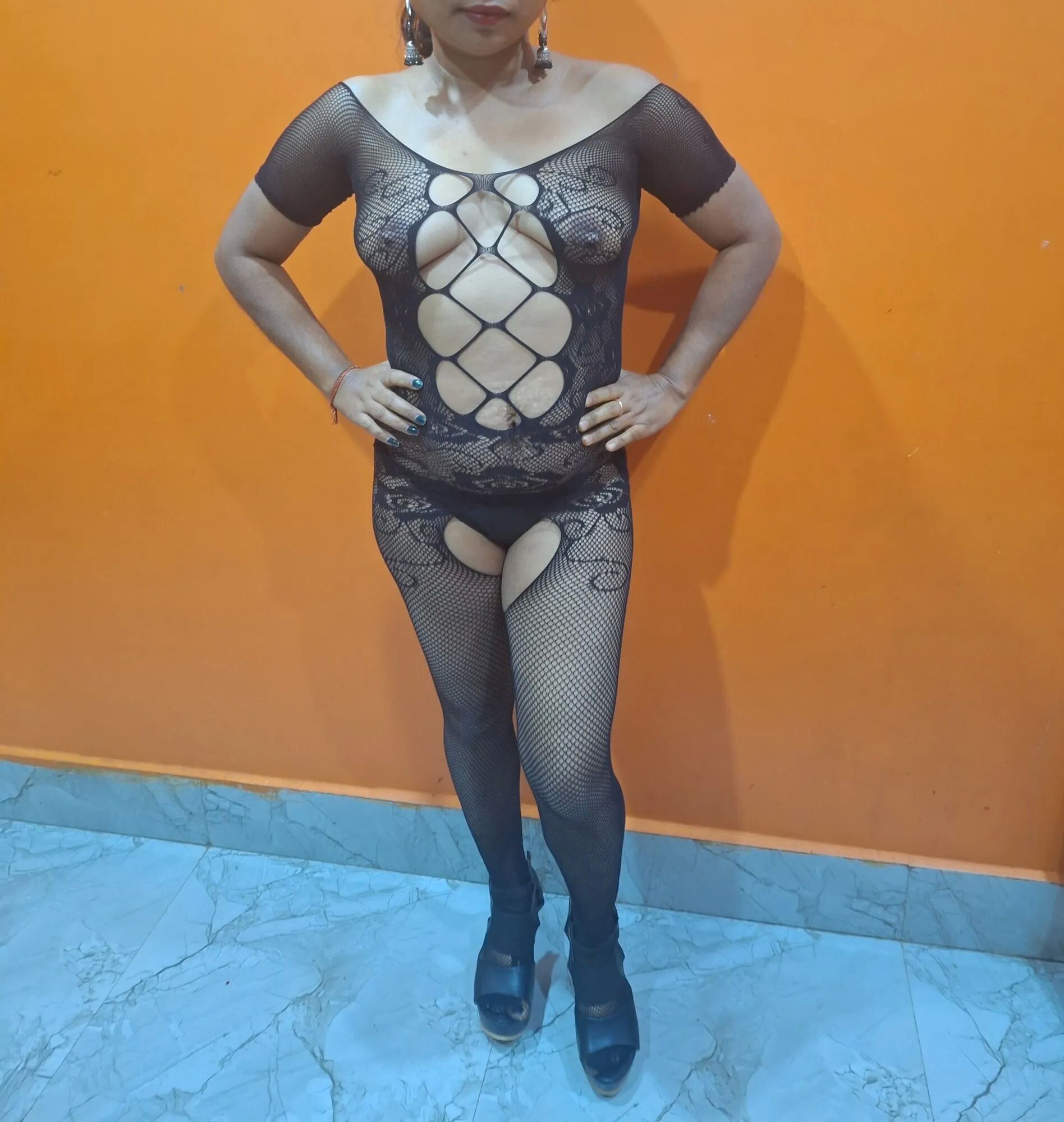 Well came to sabita bhabi ke duniya - 7 Pics